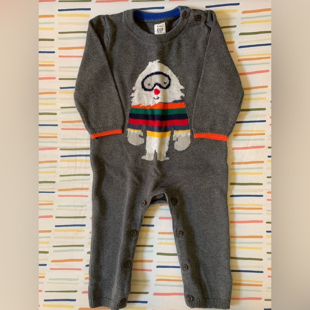 Baby Gap Yeti Jumper. Size 12-18 mo.